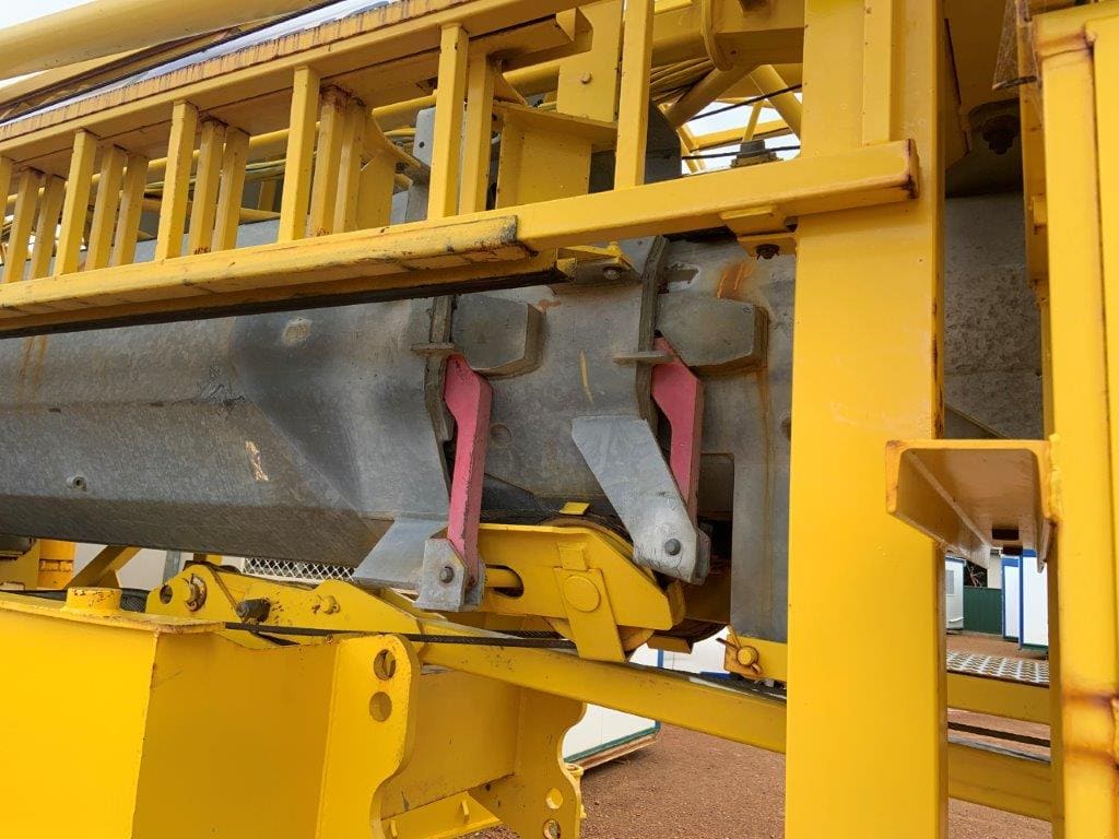 SECOND HAND TOWER CRANE