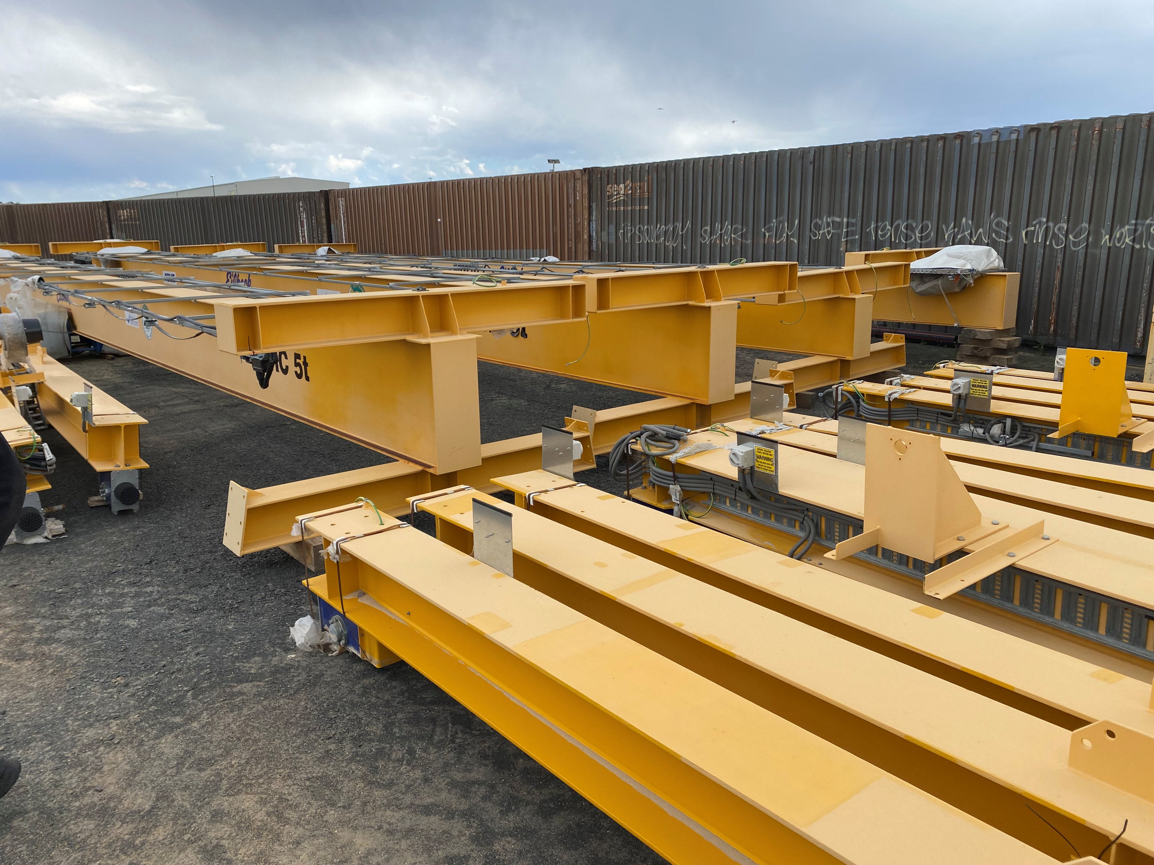 GANTRY CRANES FOR SALE 0.3